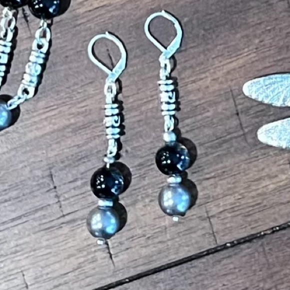 NWOT - Beautiful Large dragonfly necklace with matching earrings - Picture 4 of 8